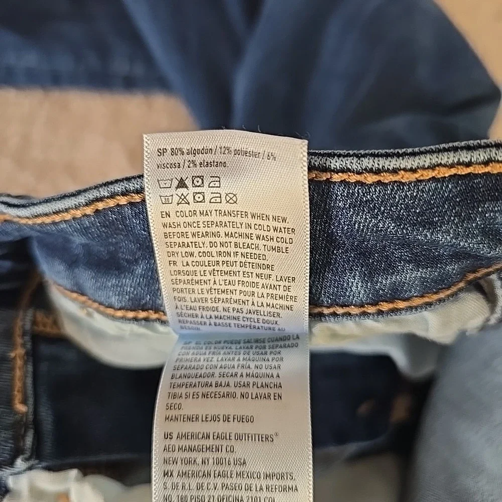 American Eagle Next Level Stretch Super Hi-Rise Flare Dark Wash Denim Jeans Sz 6